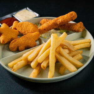 Kids Meal Nuggets and Fish Fingers